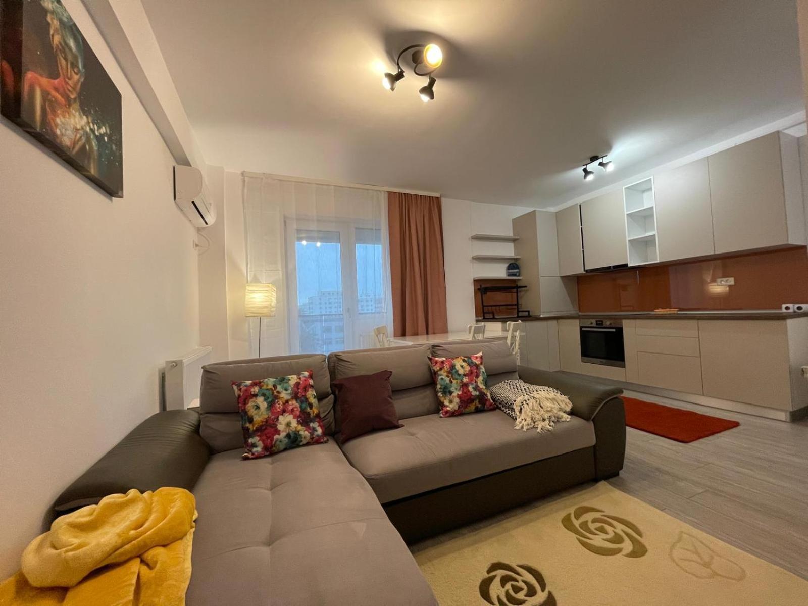 Palas Retreat - Q Residence Iasi Exterior photo